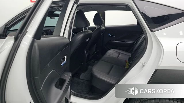 Hyundai Kona Hybrid (SX2) 2024 Белый из Кореи, фото 4