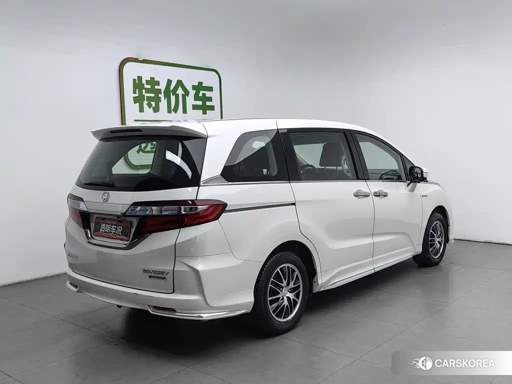 Honda Odyssey 2021 Белый из Китая, фото 4