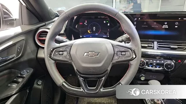 Chevrolet (GM Daewoo) Trax Crossover 2023 Белый из Кореи, фото 4