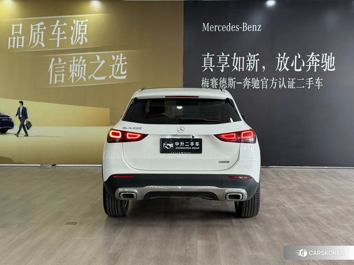 Mercedes-Benz GLA 2022 Белый из Китая, фото 4