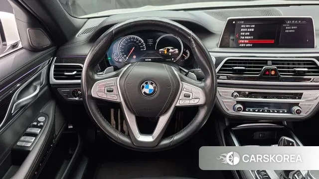 BMW 7 Series (G11) 2018 Белый из Кореи, фото 4