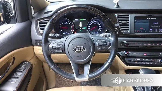 Kia The New Carnival 2018 Черный из Кореи, фото 4