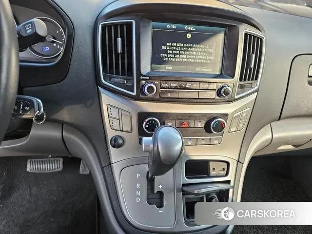 Hyundai The New Grand Starex 2018 Белый из Кореи, фото 4