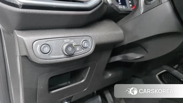 Chevrolet (GM Daewoo) Trailblazer 2021 Белый из Кореи, фото 4