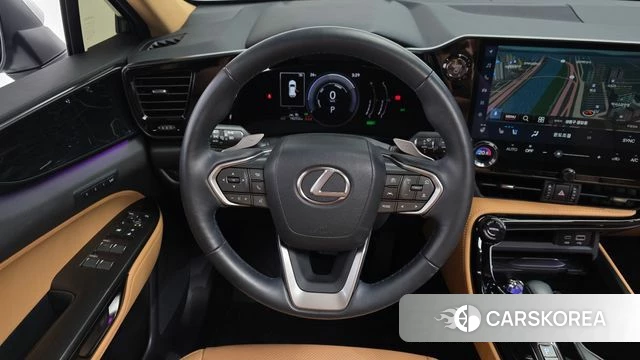Lexus NX350h Second generation 2024 Белый из Кореи, фото 4