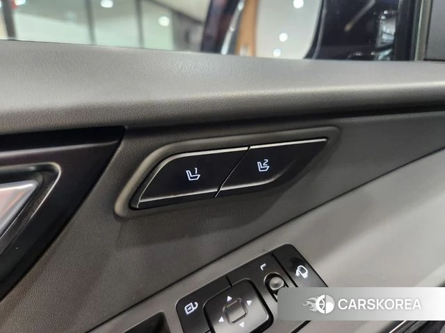 Kia Di Ol Nu Niro 2022 Синий из Кореи, фото 4