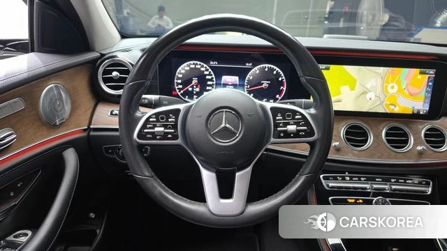 Mercedes-Benz E-Class W213 2020 Белый из Кореи, фото 4