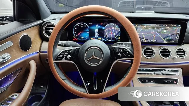 Mercedes-Benz E-Class W213 2022 Белый из Кореи, фото 4