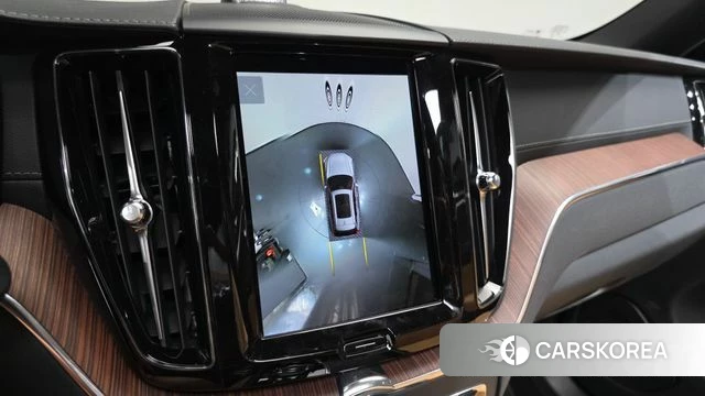 Volvo XC60 second Generation 2023 Белый из Кореи, фото 4