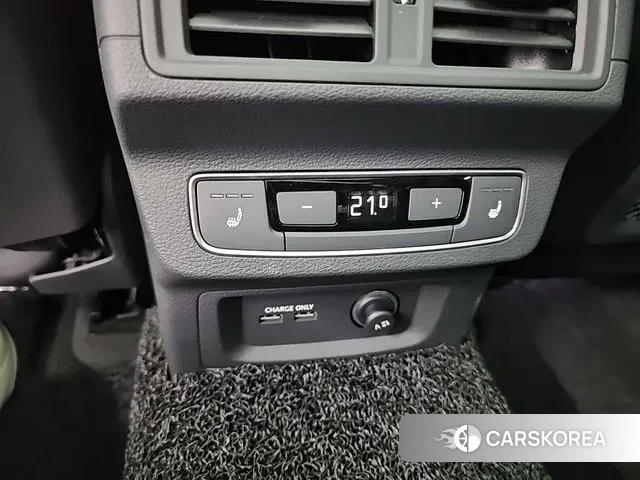 Audi Q5 (FY) 2023 Серый из Кореи, фото 4