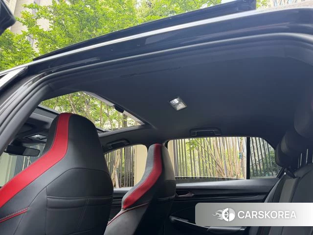 Volkswagen Golf GTI 2022 Черный из Китая, фото 4