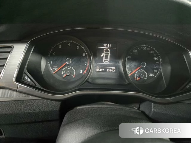 Volkswagen Passat 2018 Шампань из Китая, фото 4