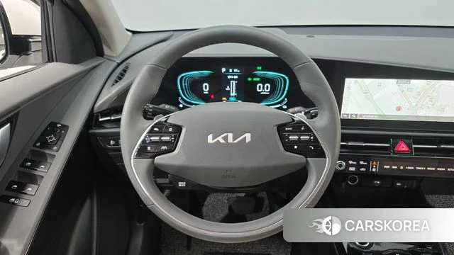 Kia Di Ol Nu Niro 2025 Белый из Кореи, фото 4
