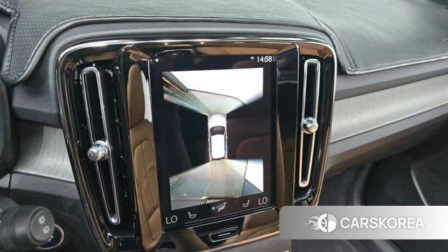 Volvo XC40 2022 Белый из Кореи, фото 4