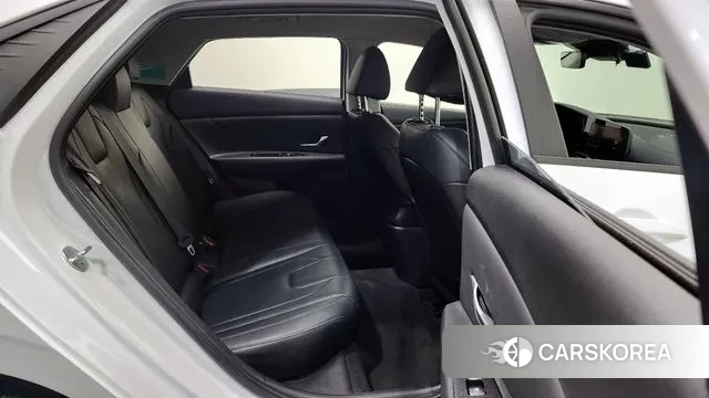 Hyundai Avante (CN7) 2022 Белый из Кореи, фото 4