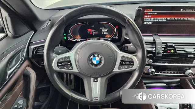 BMW 5 Series (G30) id 3492513 из Кореи 4