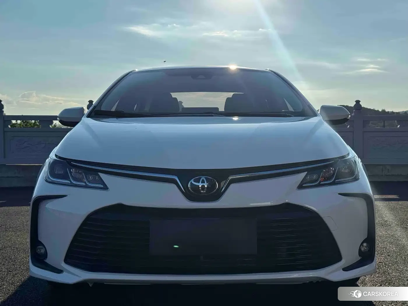 Toyota Corolla 2023 Белый из Китая, фото 4