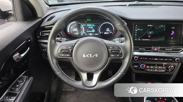 Kia Niro EV 2021 Серебряный из Кореи, фото 4