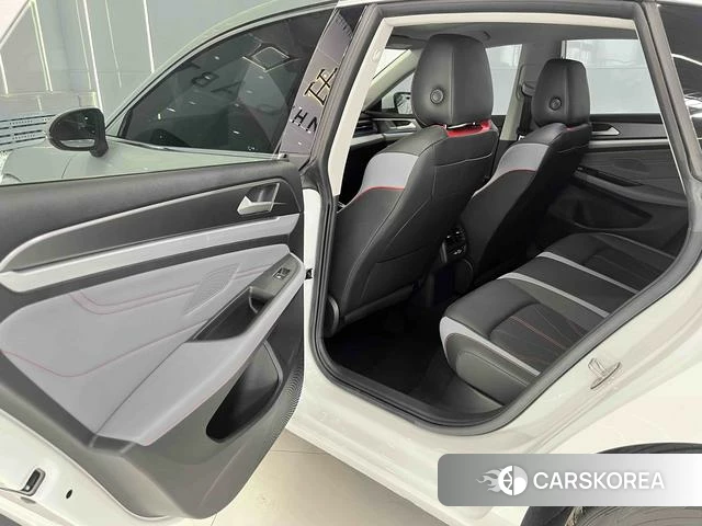 Volkswagen Lingdu 2024 Белый из Китая, фото 4