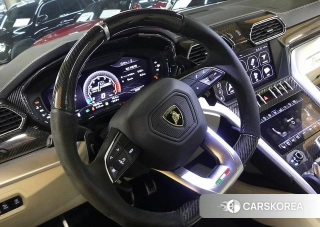 Lamborghini Urus 2019 Черный из Кореи, фото 4