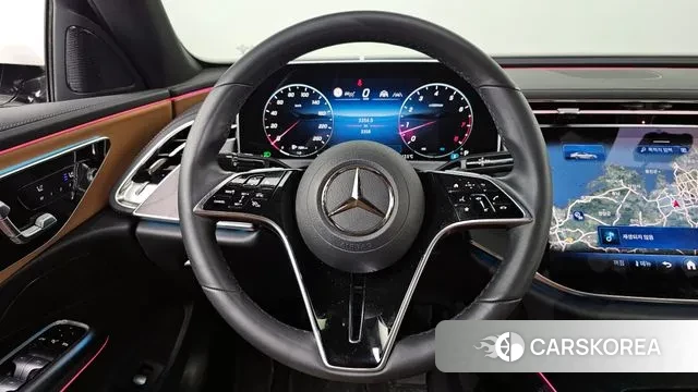 Mercedes-Benz E-Class W214 2025 Белый из Кореи, фото 4