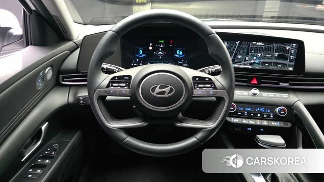 Hyundai The New Avante (CN7) 2024 Белый из Кореи, фото 4
