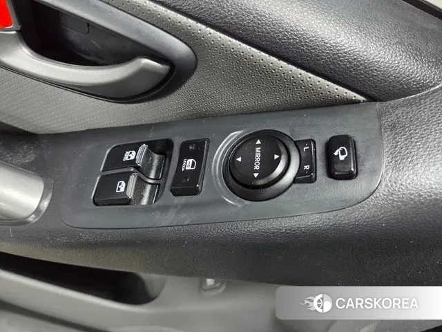 Hyundai The New Grand Starex 2018 Белый из Кореи, фото 4