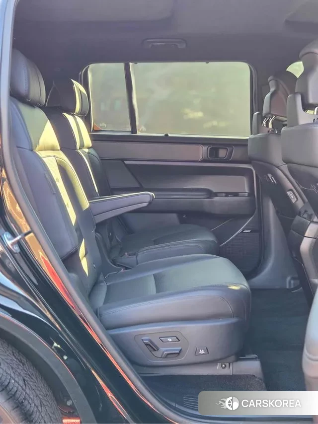 Hyundai Santa Fe (MX5) 2025 Черный из Кореи, фото 4