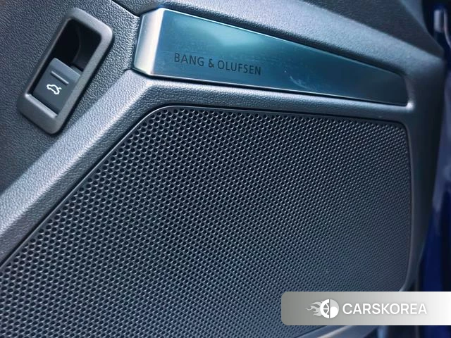 Audi A3 2023 Синий из Китая, фото 4