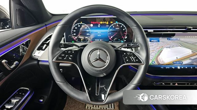 Mercedes-Benz E-Class W214 2024 Черный из Кореи, фото 4