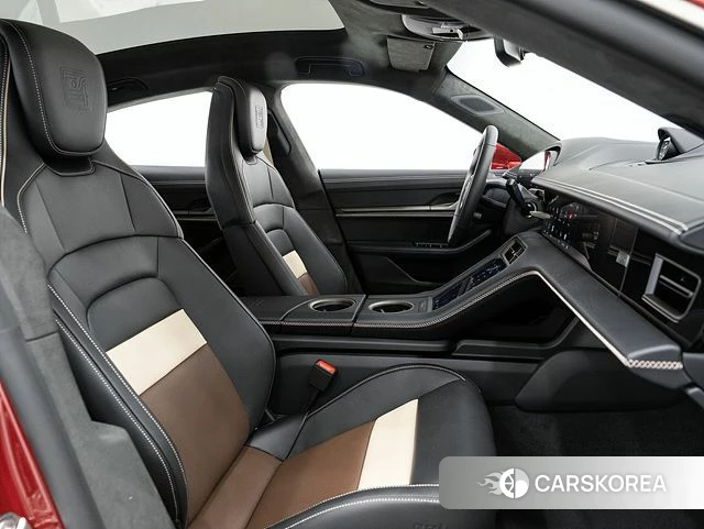 Porsche Taycan 2025 Красный из Кореи, фото 4