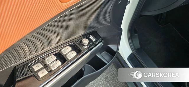 Ssangyong Tivoli Armor 2018 Белый из Кореи, фото 4