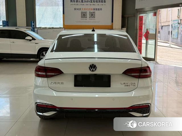 Volkswagen Lavida 2022 Белый из Китая, фото 4