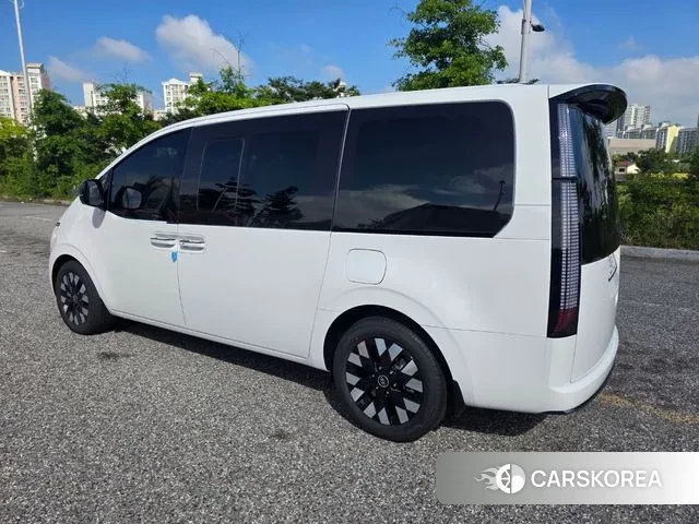 Hyundai Staria 2025 Белый из Кореи, фото 4