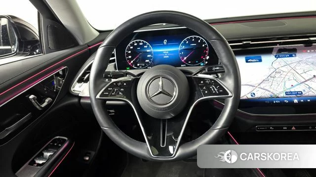 Mercedes-Benz E-Class W214 2024 Черный из Кореи, фото 4