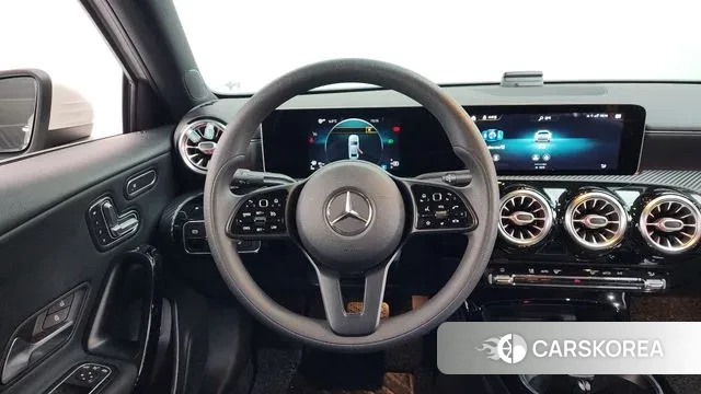 Mercedes-Benz A-Class W177 2020 Белый из Кореи, фото 4