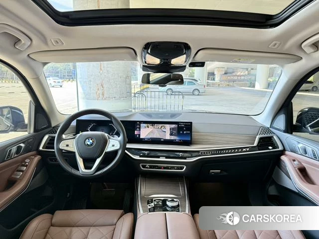 BMW X7 2023 Черный из Китая, фото 4