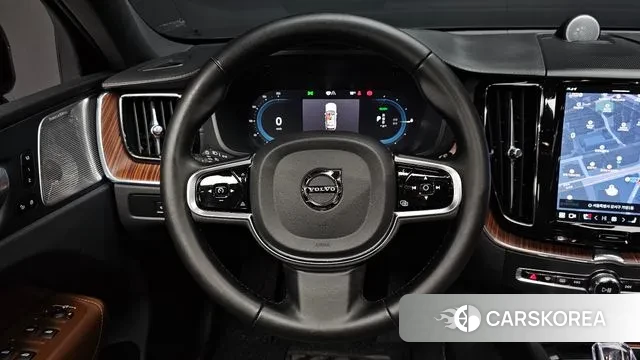 Volvo XC60 second Generation 2024 Черный из Кореи, фото 4