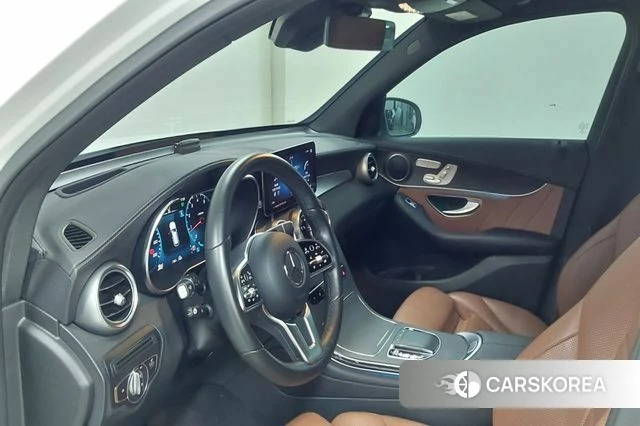 Mercedes-Benz GLC-Class X253 2022 Белый из Кореи, фото 4