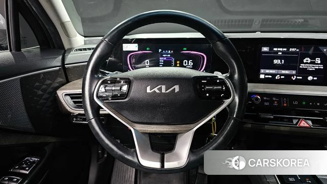 Kia K8 2024 Серебристо-серый из Кореи, фото 4