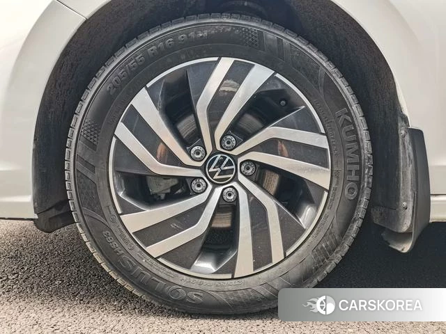 Volkswagen Bora 2022 Белый из Китая, фото 4