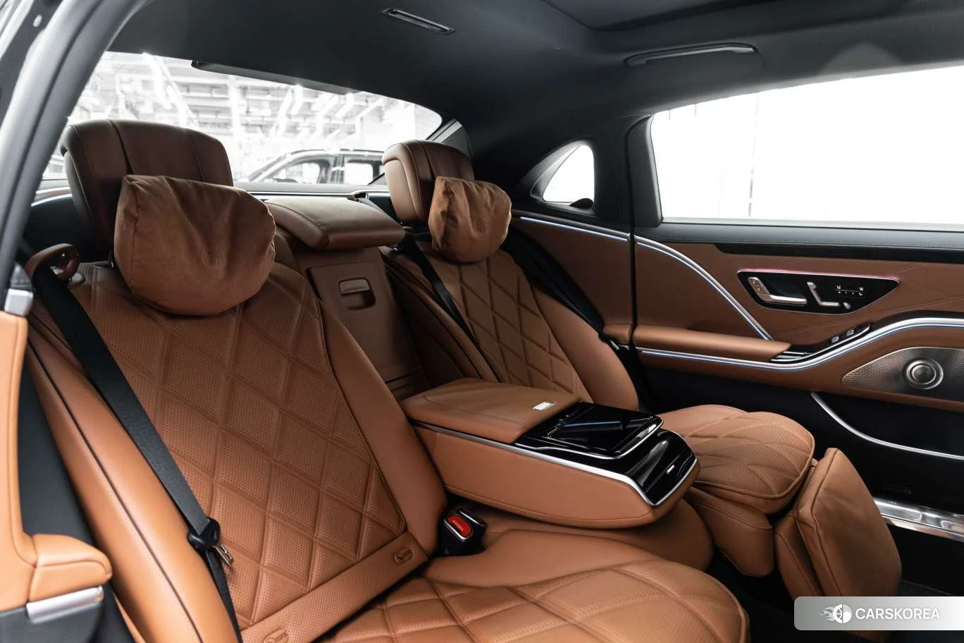 Mercedes-Benz Maybach S-class 2023 Черный из Китая, фото 4