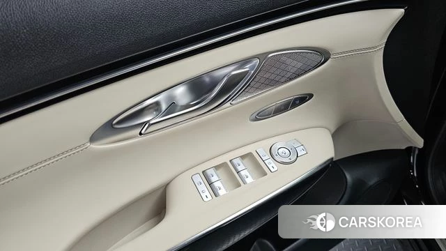 Genesis GV70 2022 Черный из Кореи, фото 4
