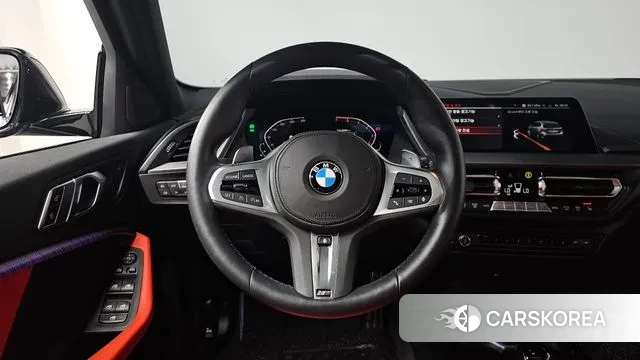 BMW 1 Series (F40) 2022 Серебристо-серый из Кореи, фото 4