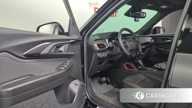 Chevrolet (GM Daewoo) Trailblazer 2022 Черный из Кореи, фото 4