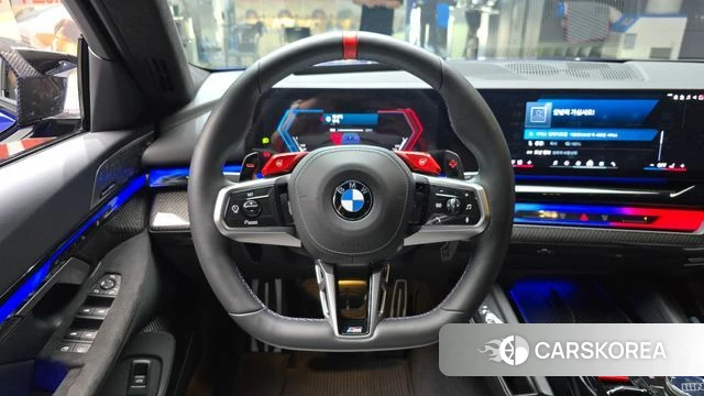 BMW M5 (G90) 2025 Синий из Кореи, фото 4