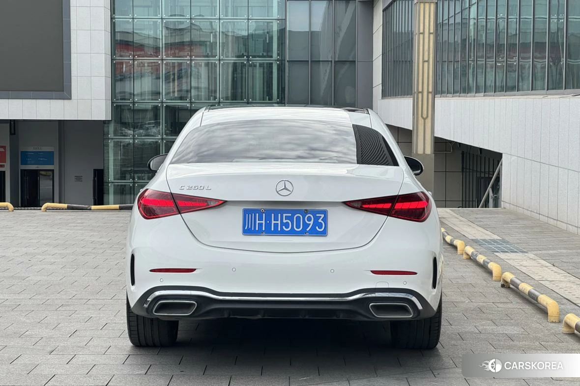 Mercedes-Benz Class C 2024 Белый из Китая, фото 4