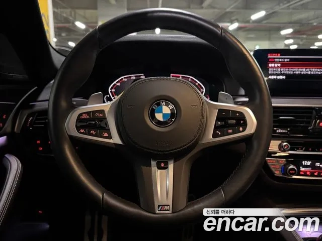 BMW 5 Series (G30) 2020 Белый из Кореи, фото 4