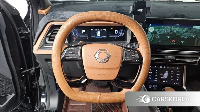 Ssangyong Torres 2024 Черный из Кореи, фото 4