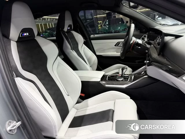BMW M3 2025 Серебристо-серый из Китая, фото 4
